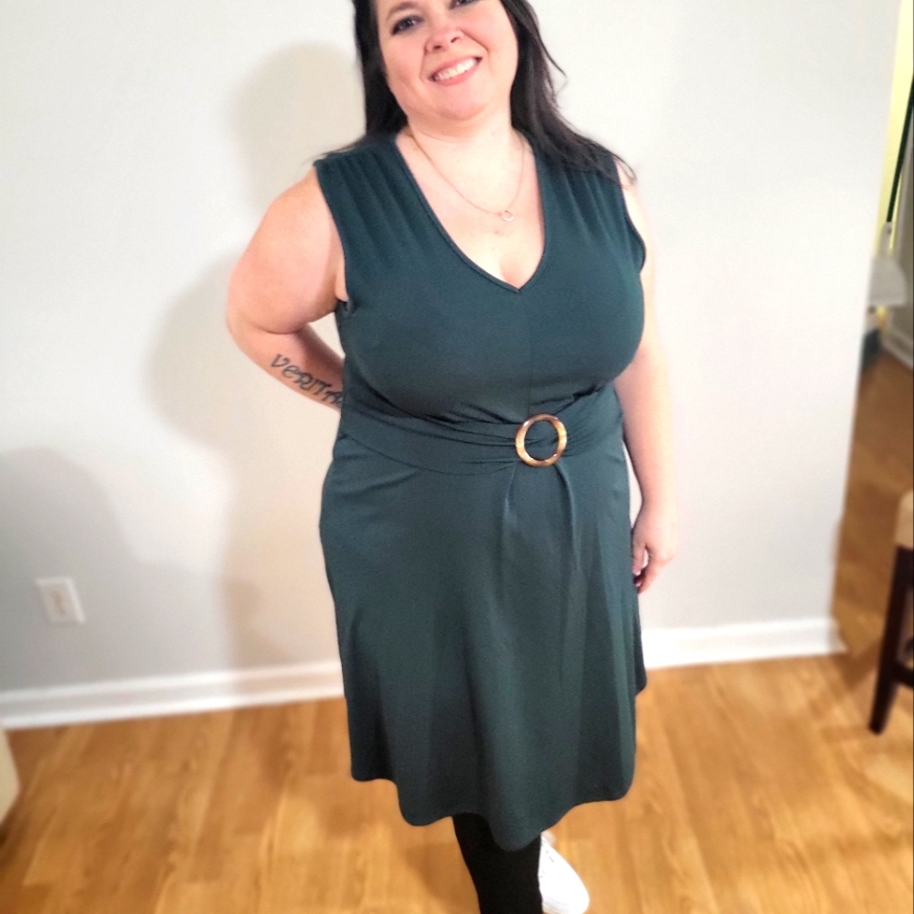XL V Neck Dark Green Sleeveless Dress